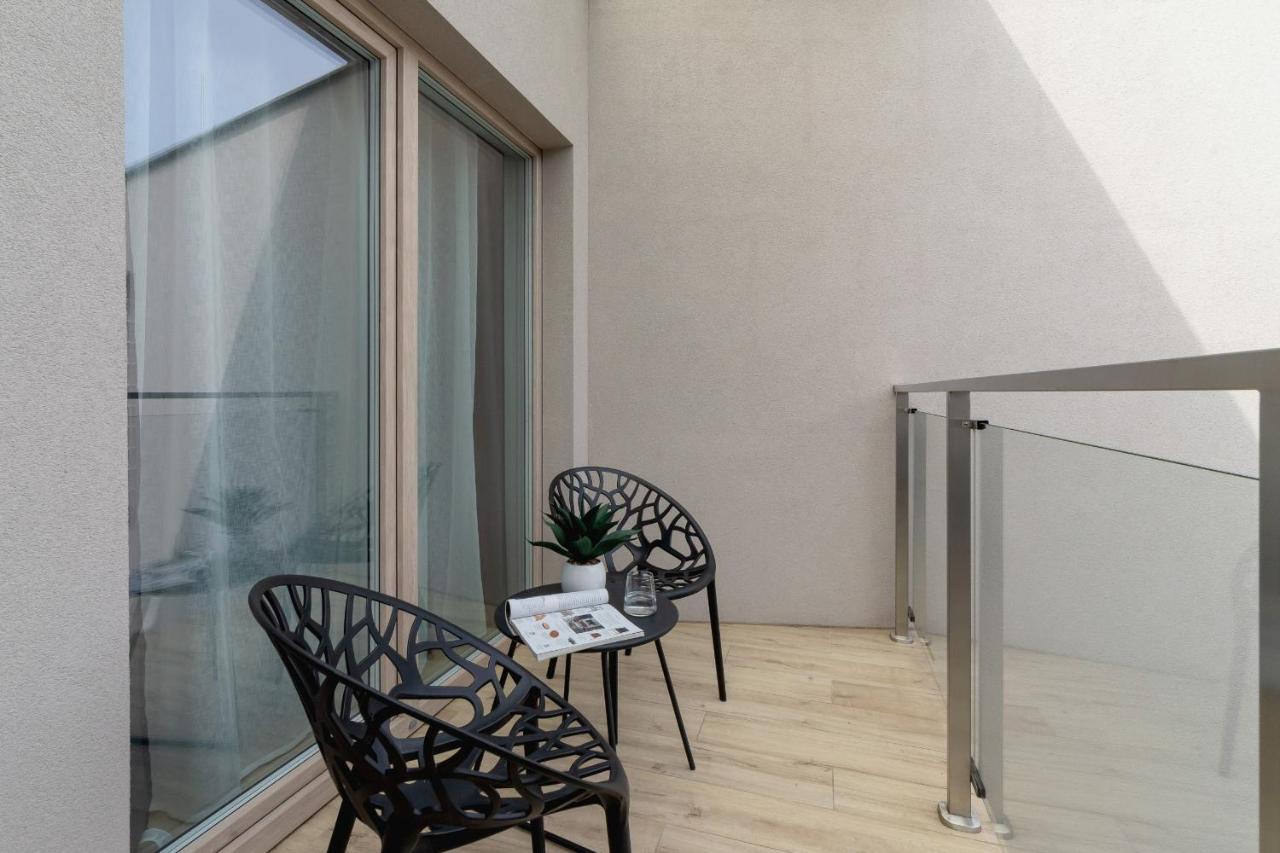 Deluxe City Studio Kacik 10 By Noclegi Renters Krakow Ngoại thất bức ảnh